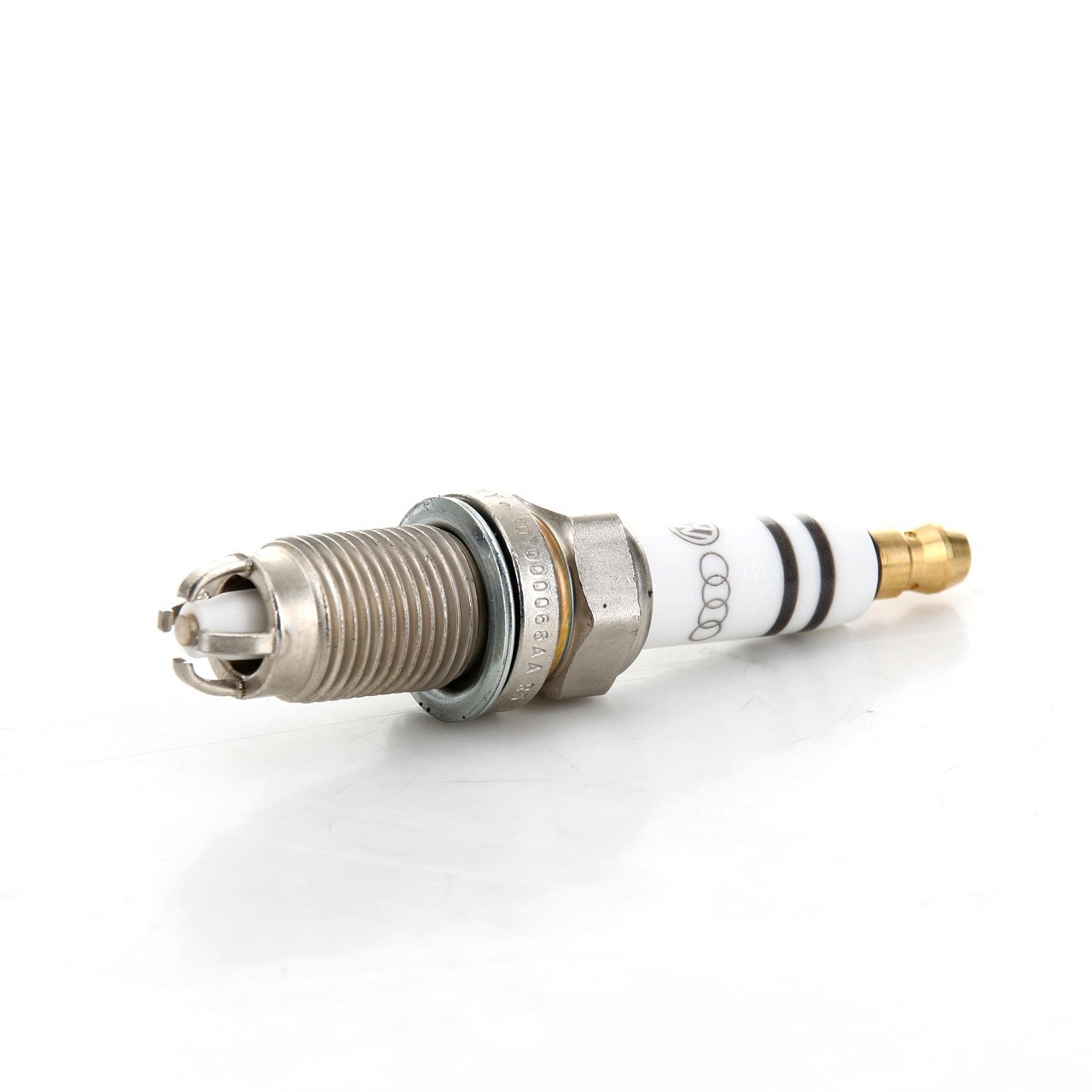 BOSCH 101000068AA, Copper Spark Plug - A2, A3, Golf, Bora