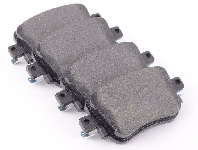 OEM 8U0698451F Rear Brake Pad Set - AUDI Q3 (Updated)